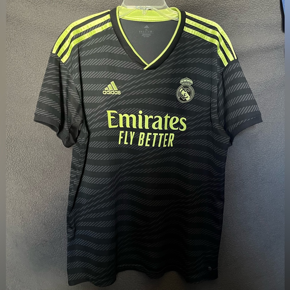 Men’s Authentic Adidas Real Madrid CF 2022/23 Third Jersey Size XL
